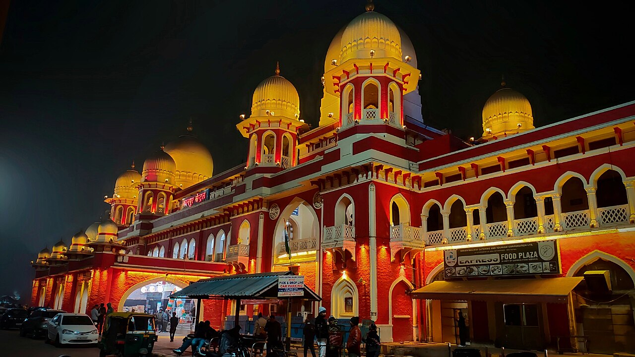 Kanpur Central railway station at night